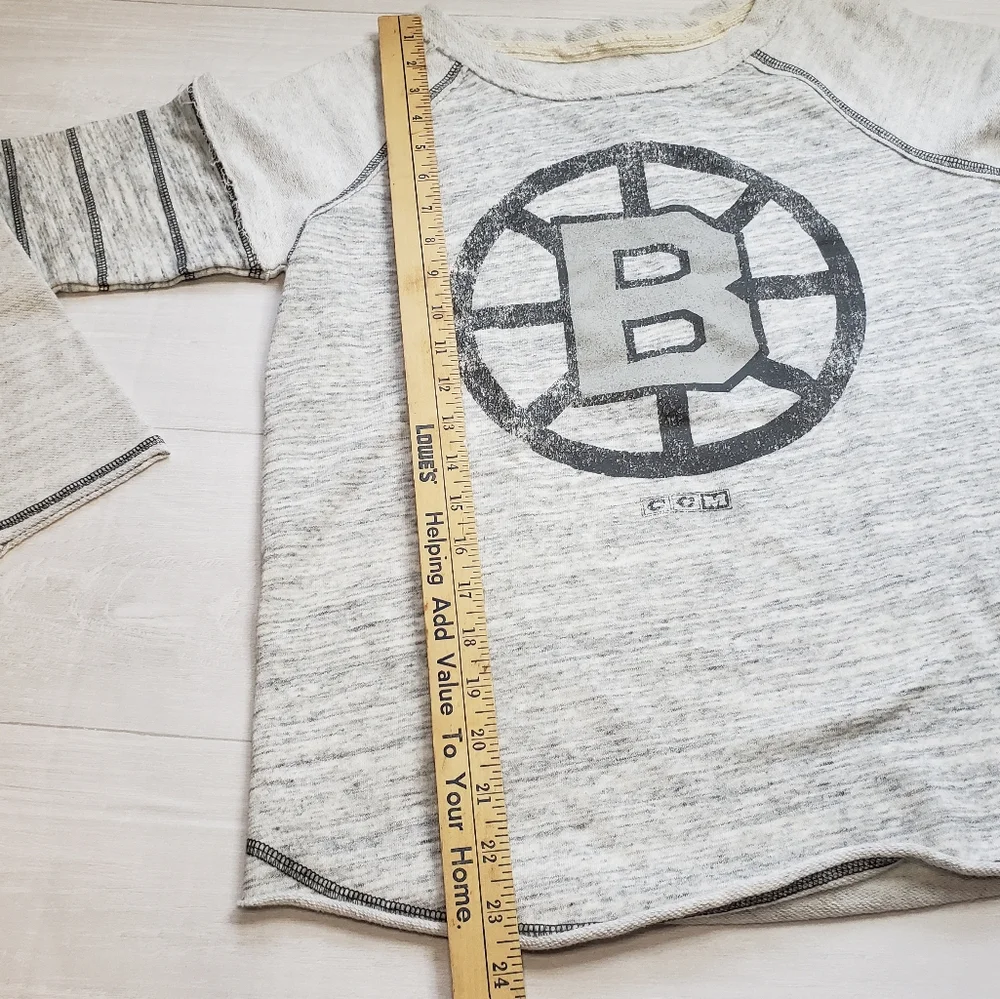 NHL Boston Bruins Raw Edge Raglan Sweatshirt - Picture 9 of 11